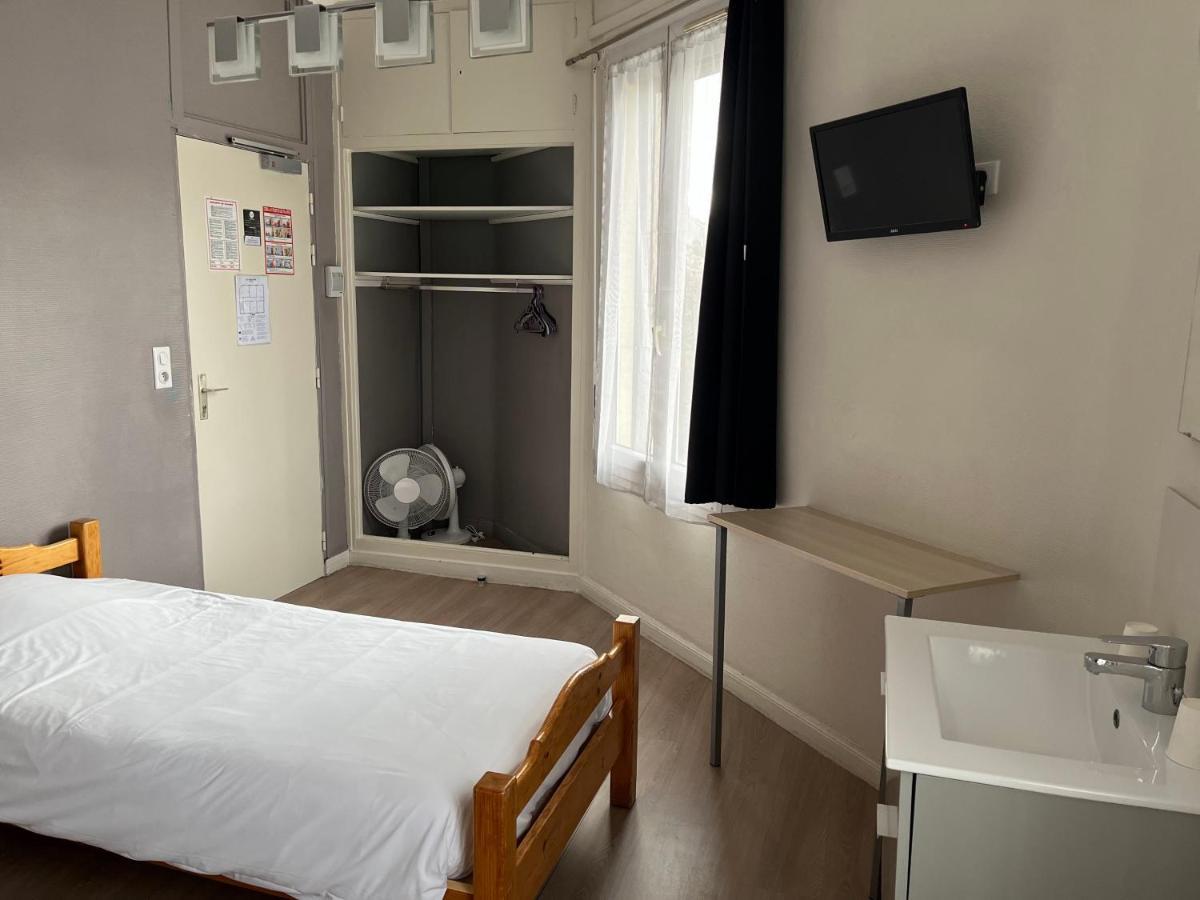 Hotel Aux Bons Amis Remeš Exteriér fotografie